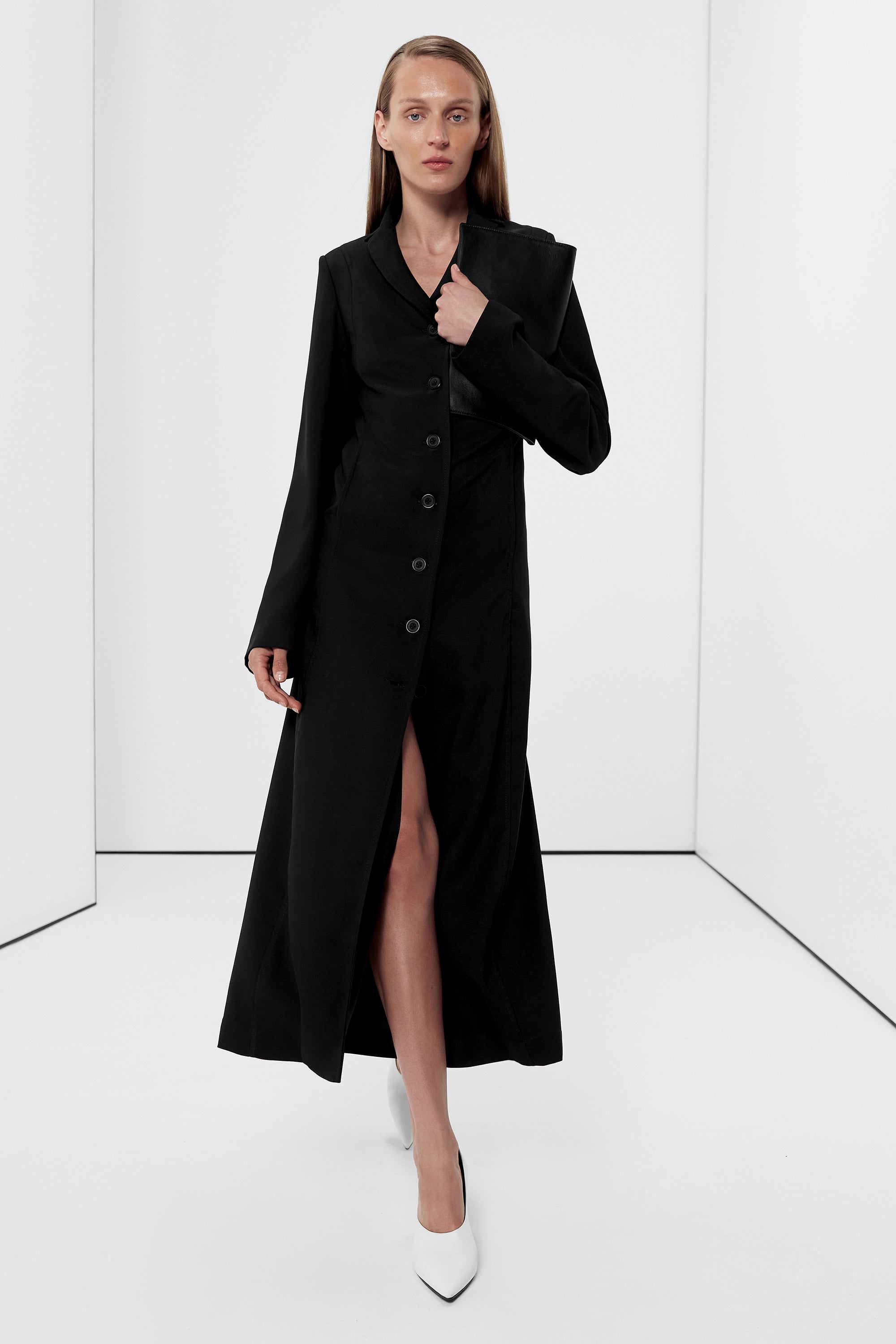 WOMEN: COATS