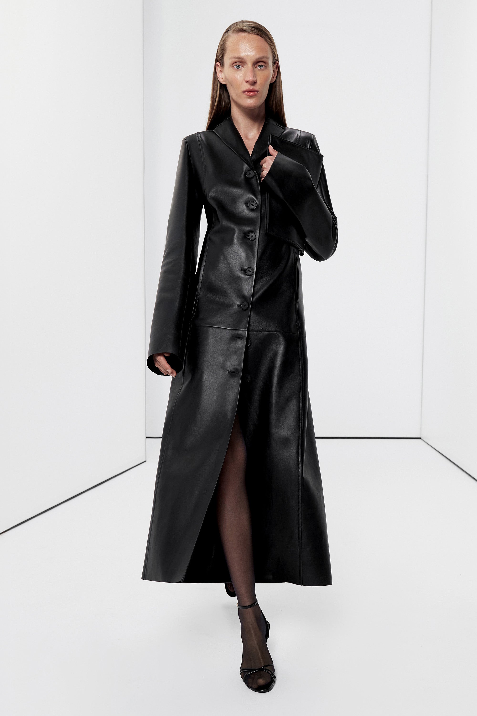 WOMEN: COATS