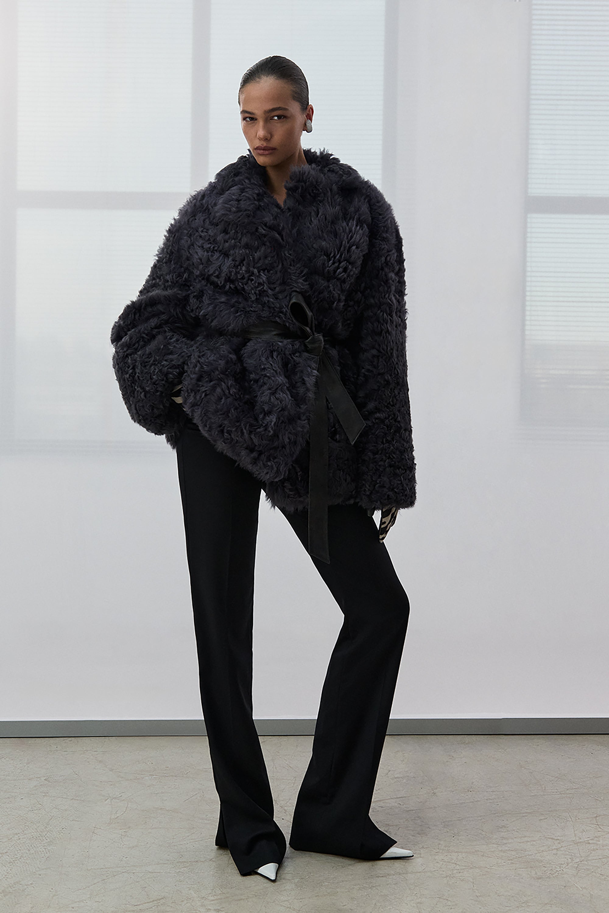 ШУБА РЕНЕ КОРОТКА ТЕМНО-СІРА(FW26.25.8)